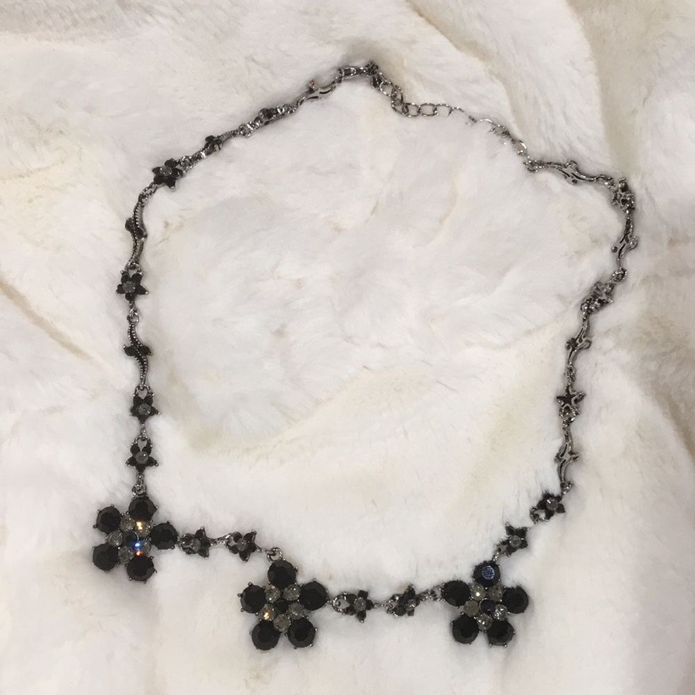 💋Black gems necklace